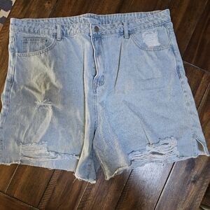 Pink lily oversized high rise mom short